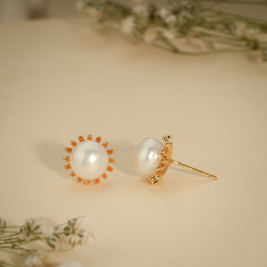 Sunburst Pearl Stud Earrings – Modern Gold Plated Design