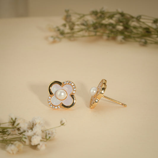 Pearl Clover Luxe Stud Earrings – 18K Gold Plated Anti-Tarnish Earrings