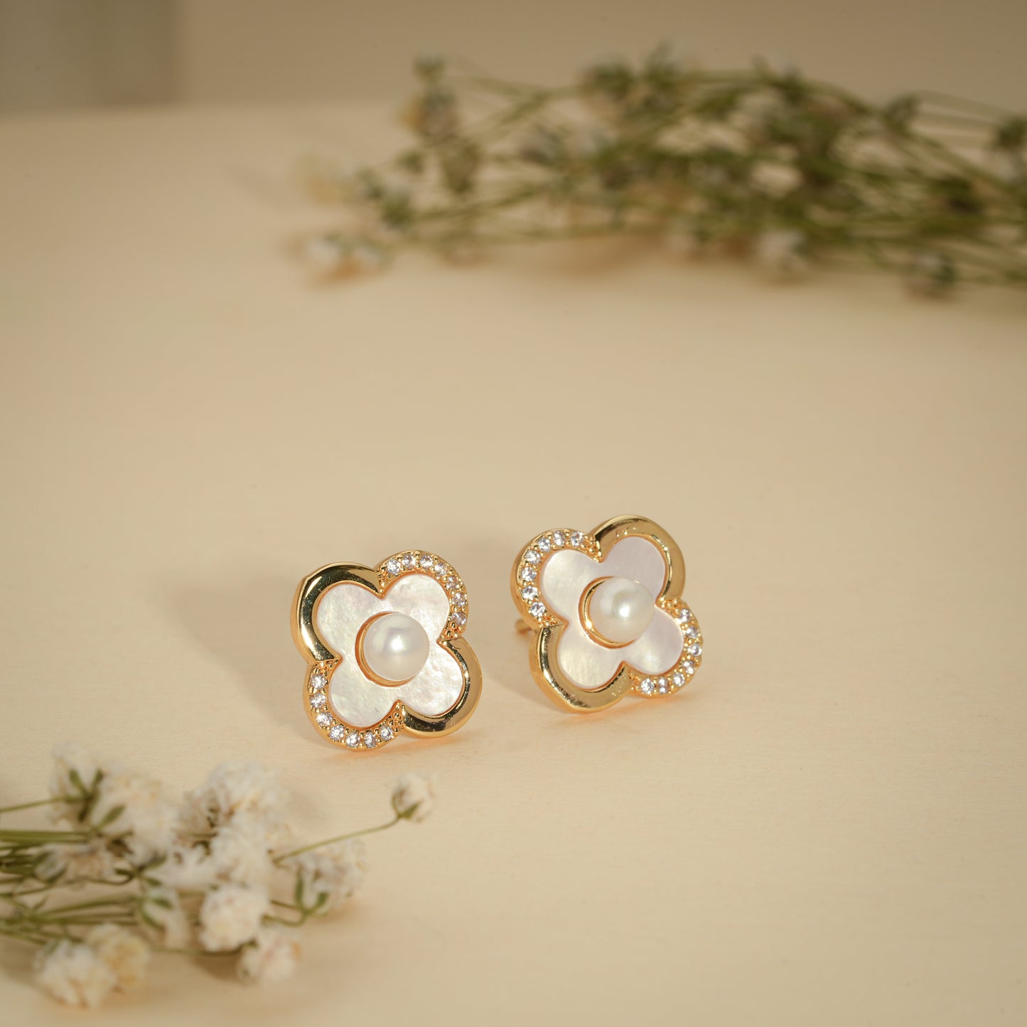 Pearl Clover Luxe Stud Earrings – 18K Gold Plated Anti-Tarnish Earrings