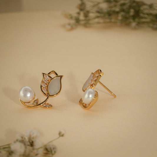 18K Gold Coated Pearl Floral Stud Earrings – Anti Tarnish Demi-Fine Jewellery