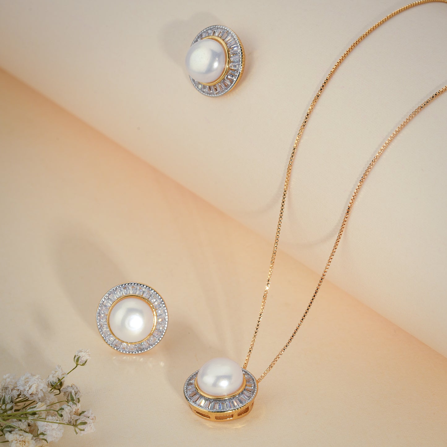 Elegant Pearl Pendant Set with Diamond Accents