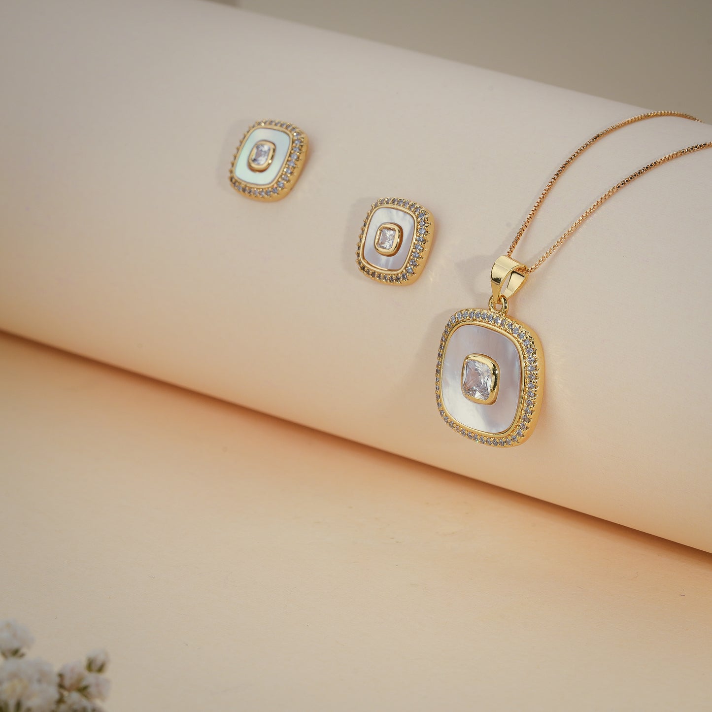 Elegant Mother of Pearl Cushion Pendant Necklace & Stud Earrings Set – Gold Plated Crystal Jewelry