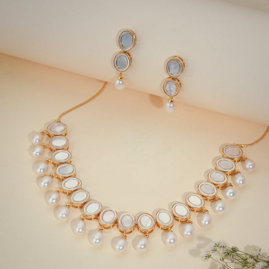 Oval Pearl Elegance Necklace Set