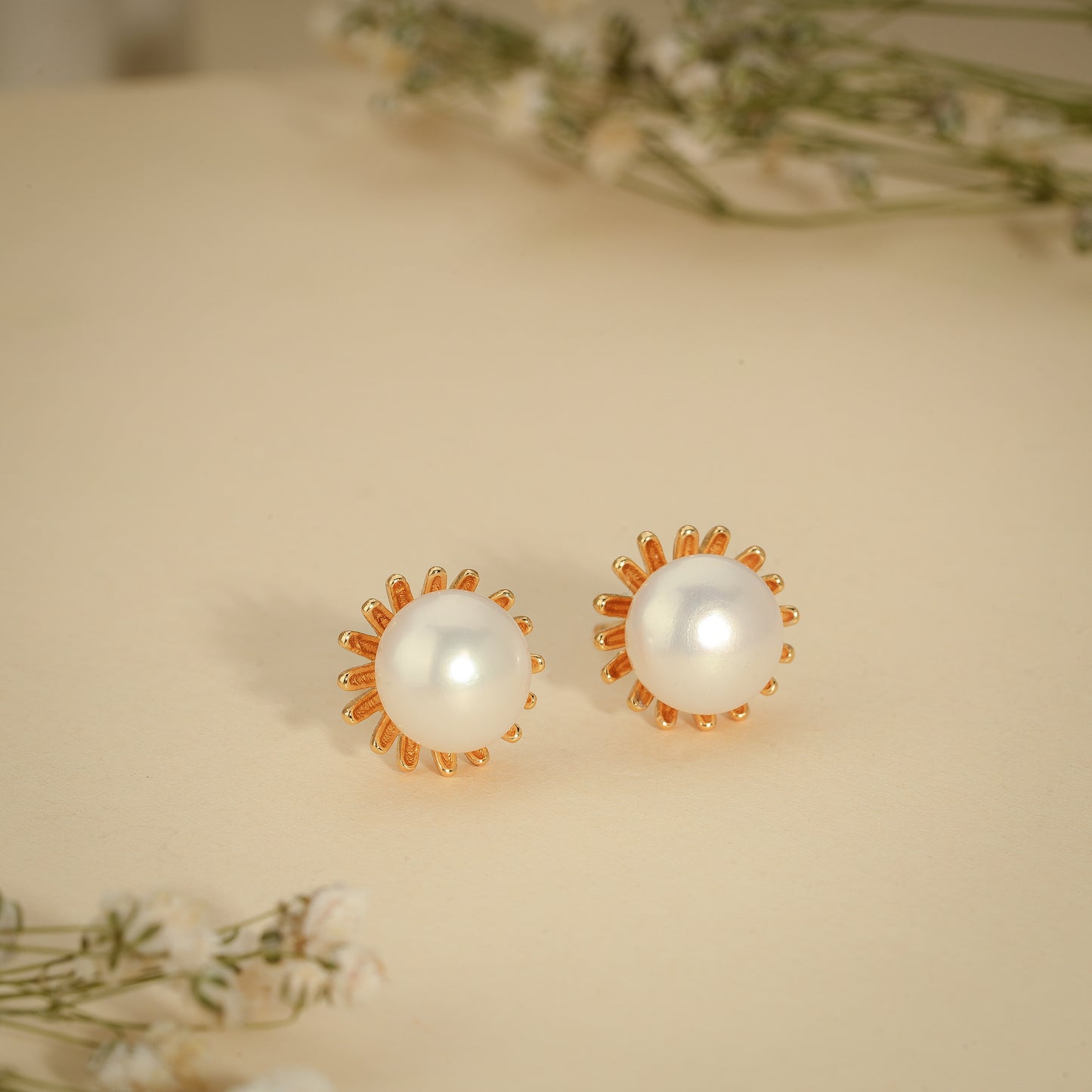 Sunburst Pearl Stud Earrings – Modern Gold Plated Design