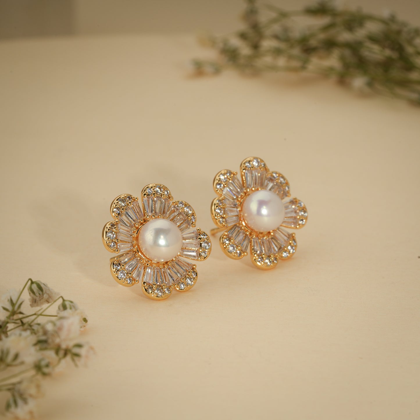 Radiant Pearl Bloom Stud Earrings – 18K Gold Plated Anti-Tarnish Earrings