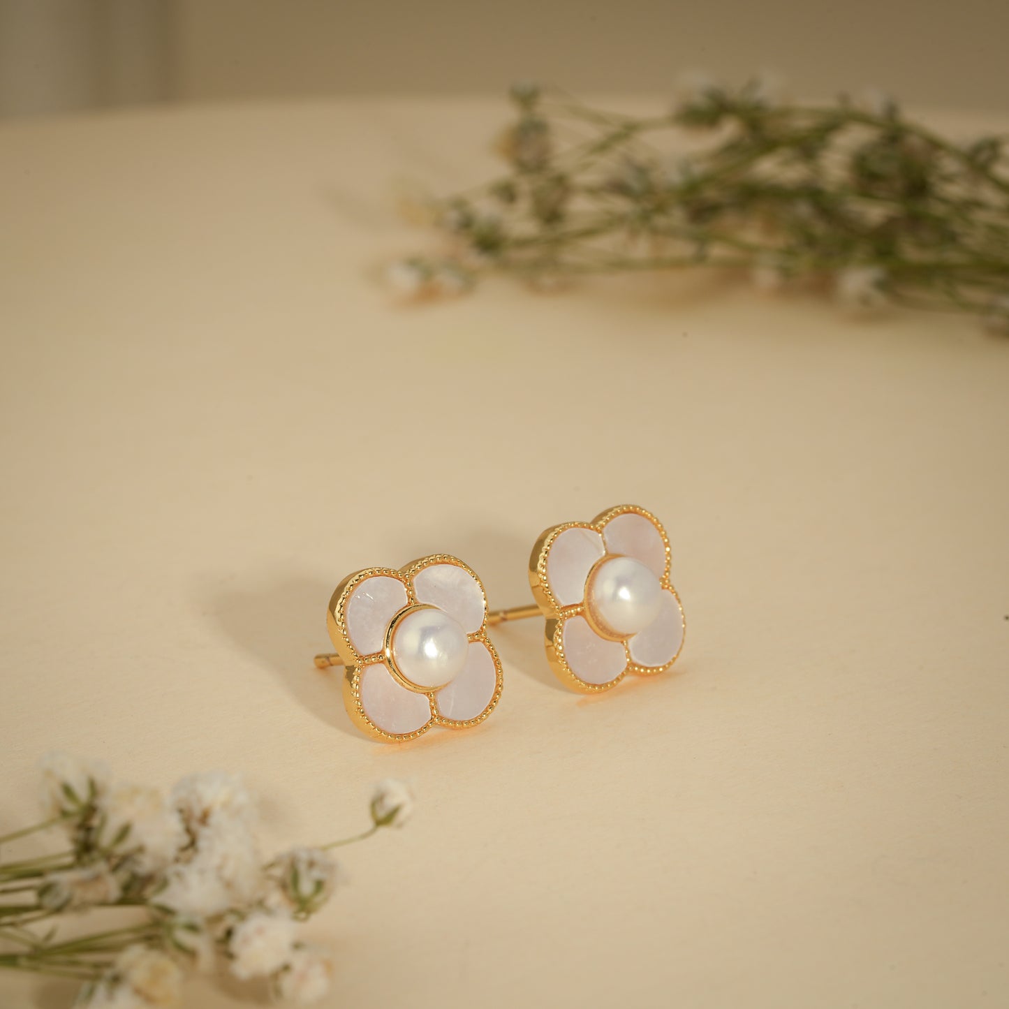 Pearl Clover Stud Earrings – 18K Gold Plated Anti-Tarnish Earrings