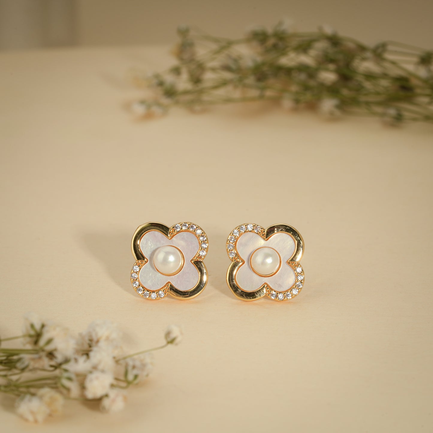 Pearl Clover Luxe Stud Earrings – 18K Gold Plated Anti-Tarnish Earrings
