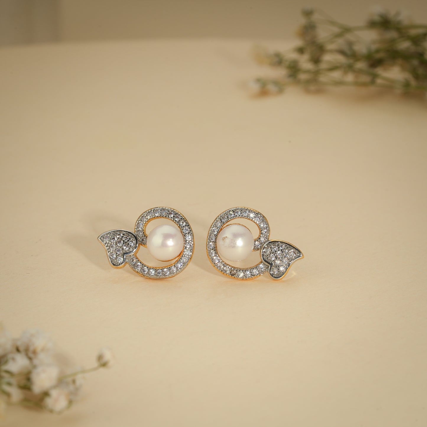 Pearl Heart Halo Stud Earrings – 18K Gold Plated Anti-Tarnish Earrings