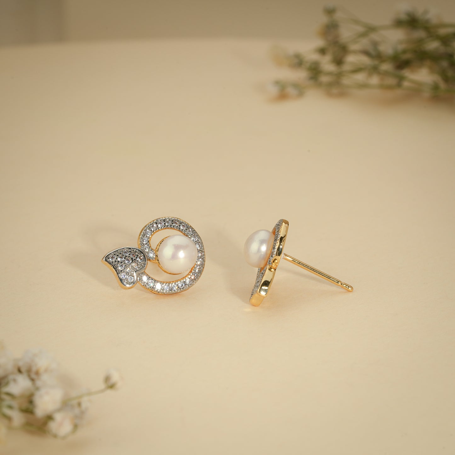 Pearl Heart Halo Stud Earrings – 18K Gold Plated Anti-Tarnish Earrings
