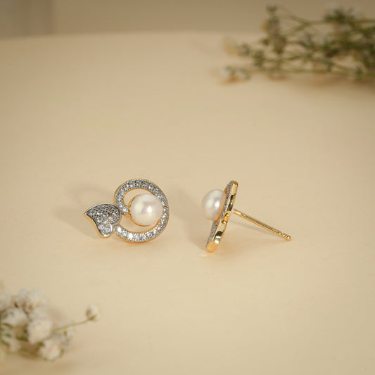 Pearl Heart Halo Stud Earrings – 18K Gold Plated Anti-Tarnish Earrings