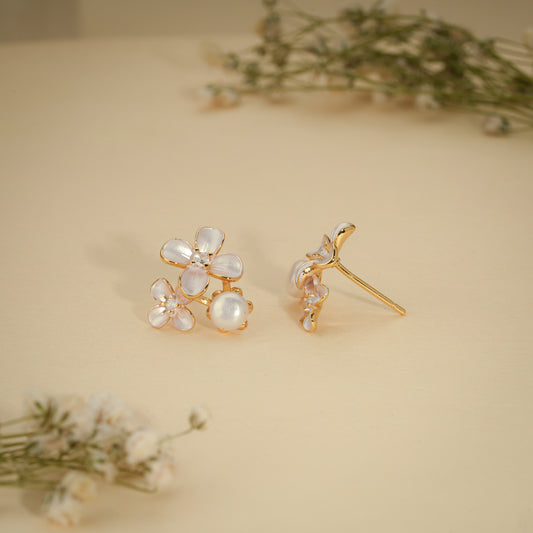 Pearl Blossom Floral Stud Earrings – 18K Gold Plated Anti-Tarnish Earrings