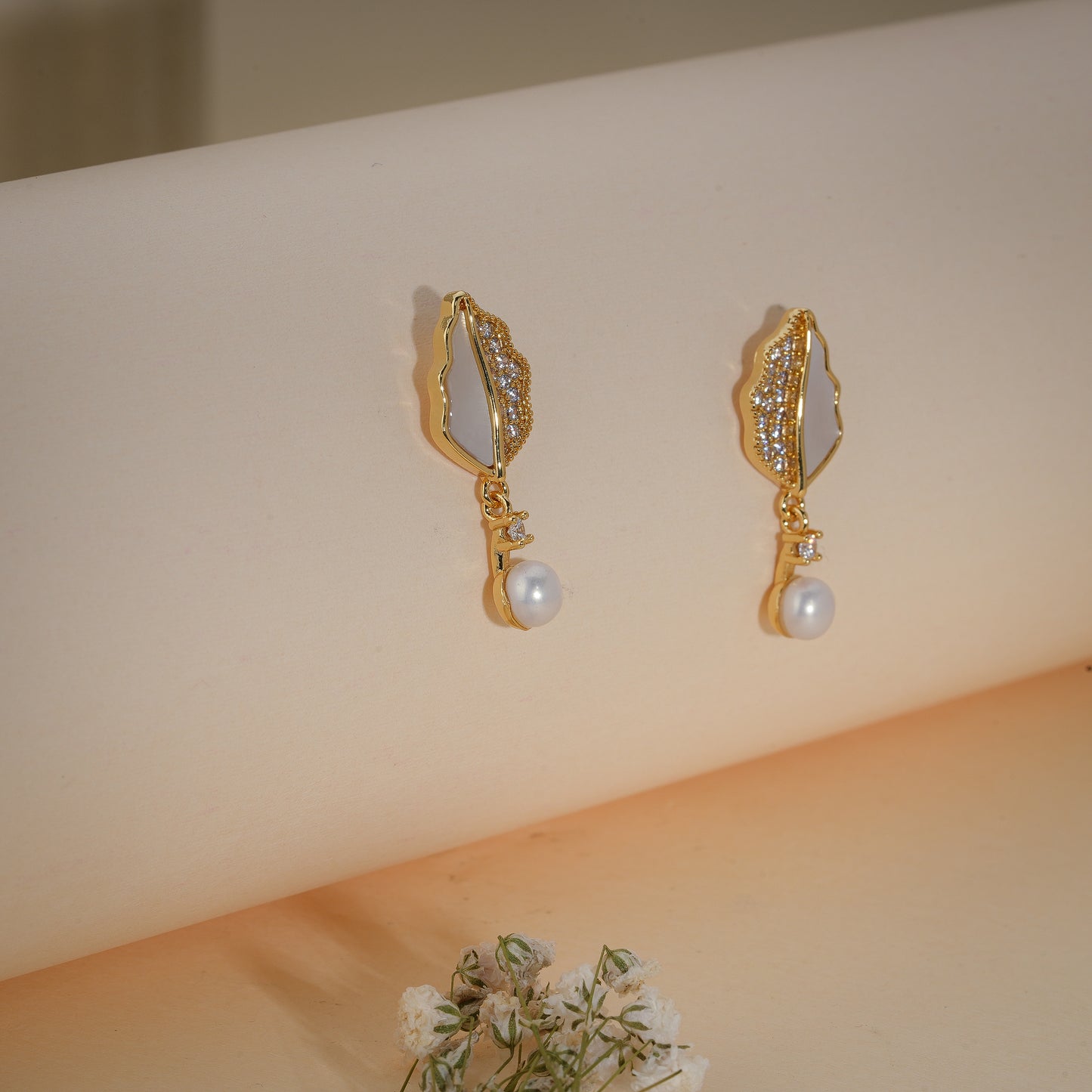 Pearl Luxe Leaf Drop Earrings – 18K Gold Plated Anti-Tarnish Earrings