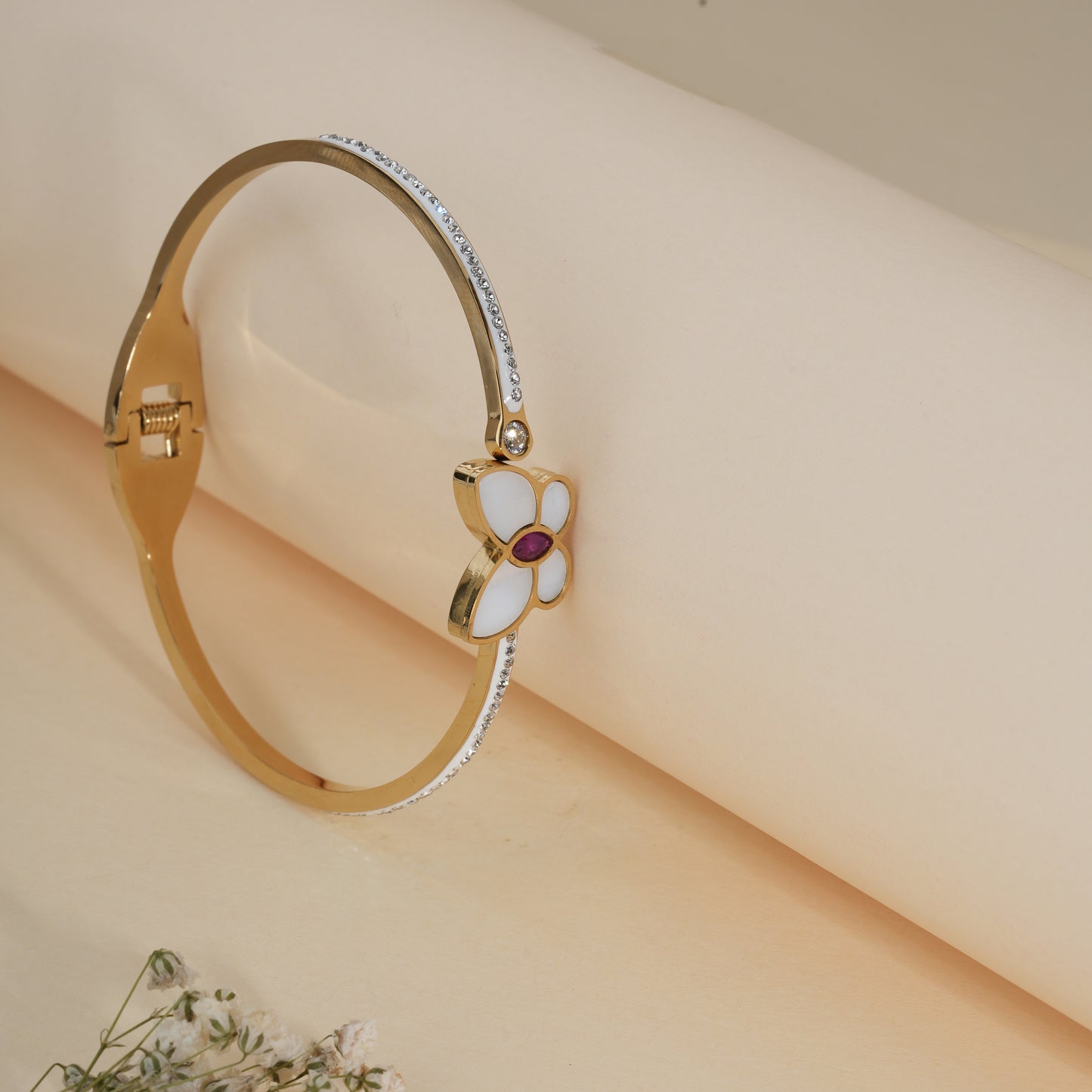 Floral Grace Gold Bracelet