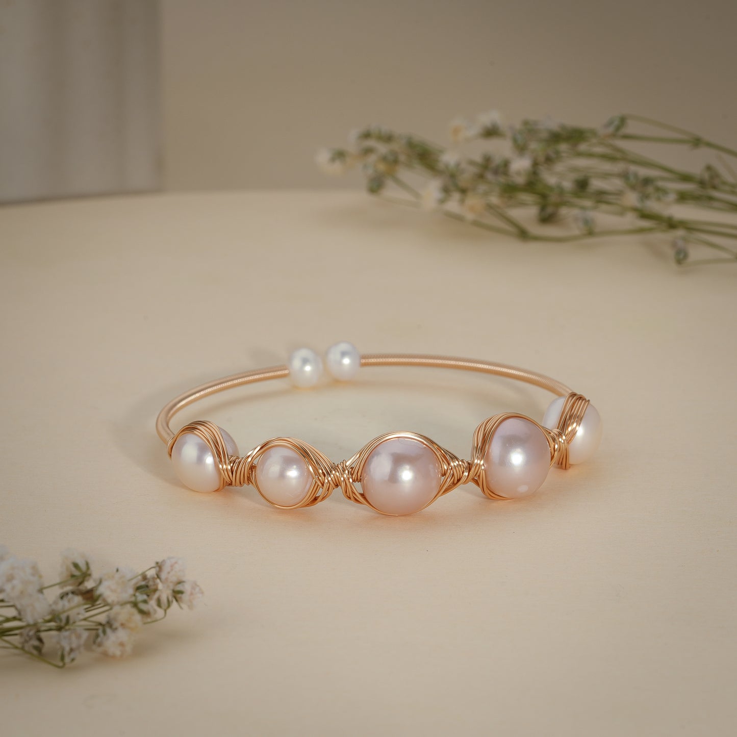 18K Gold Coated Pearl Adjustable Bracelet – Anti Tarnish Demi-Fine Jewellery