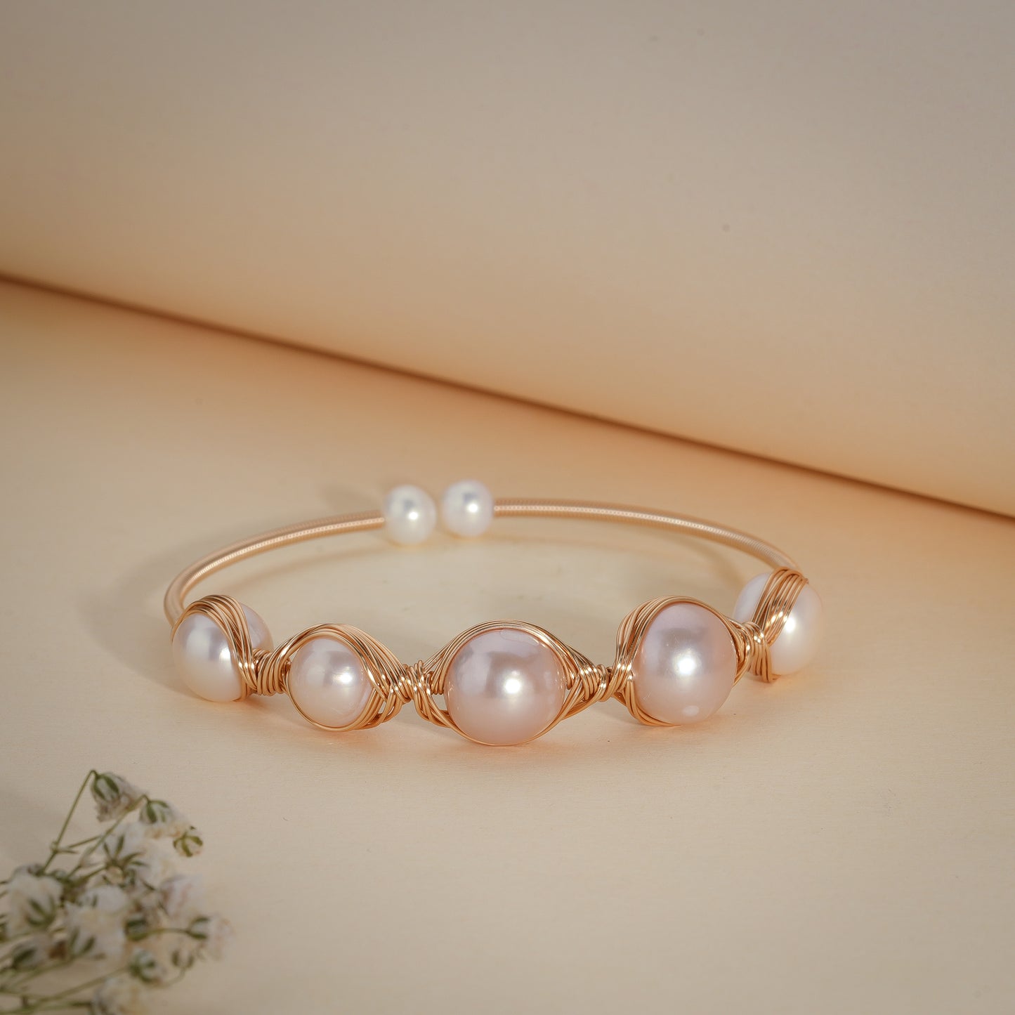 18K Gold Coated Pearl Adjustable Bracelet – Anti Tarnish Demi-Fine Jewellery