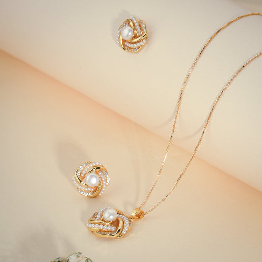 Pearl Swirl Gold Pendant Set