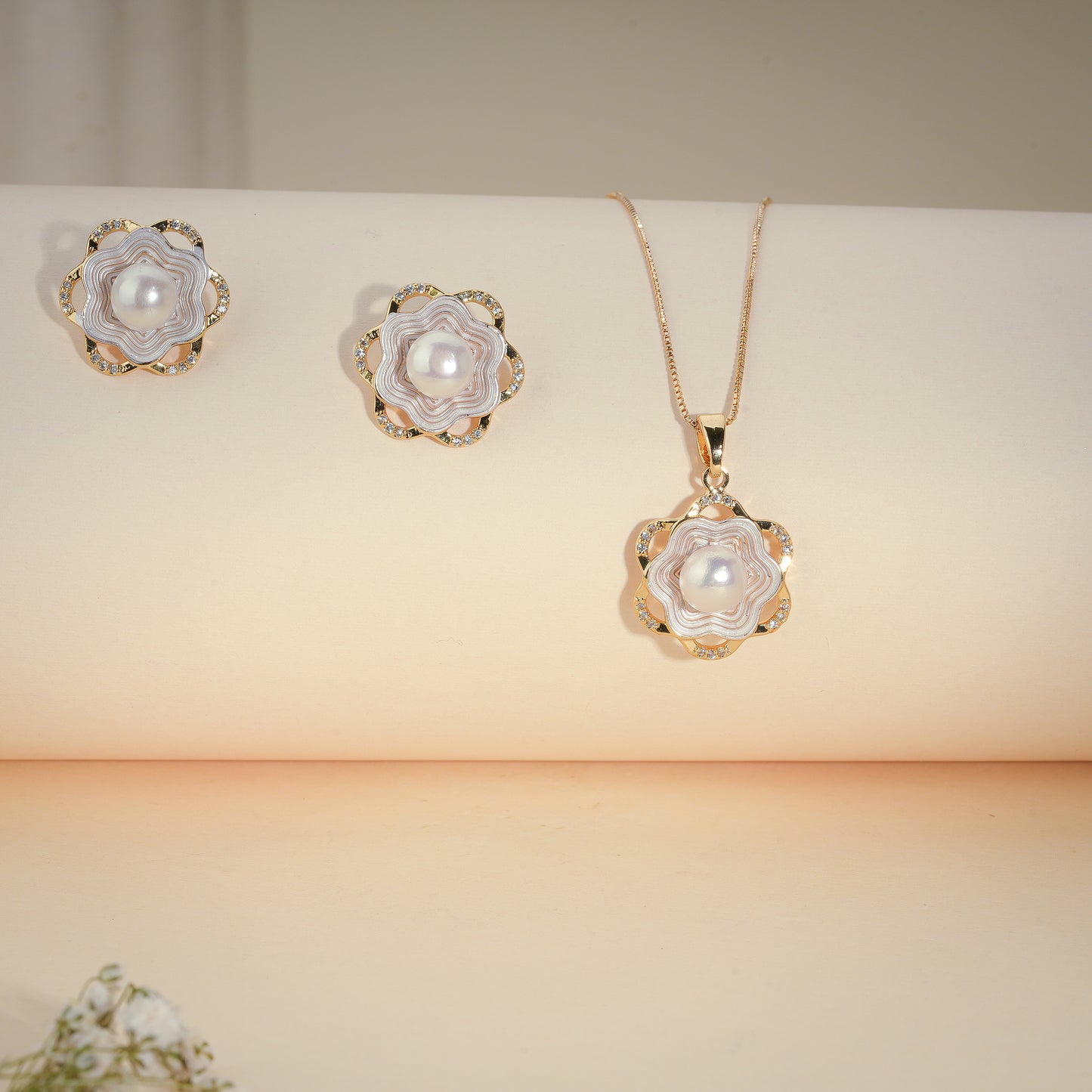 Floral Pearl Statement Pendant Set