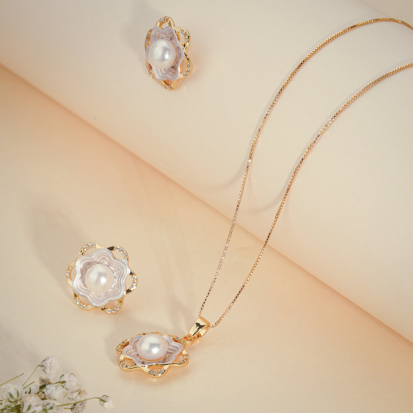 Floral Pearl Statement Pendant Set