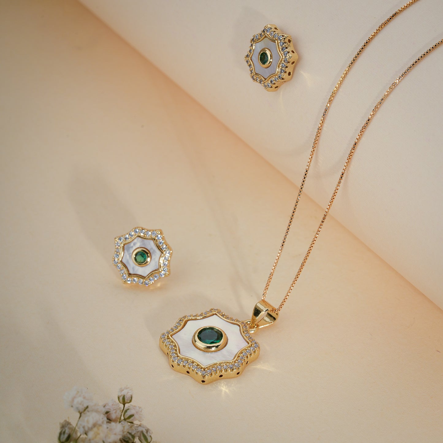 Emerald Crystal & Mother of Pearl Floral Pendant Necklace Set