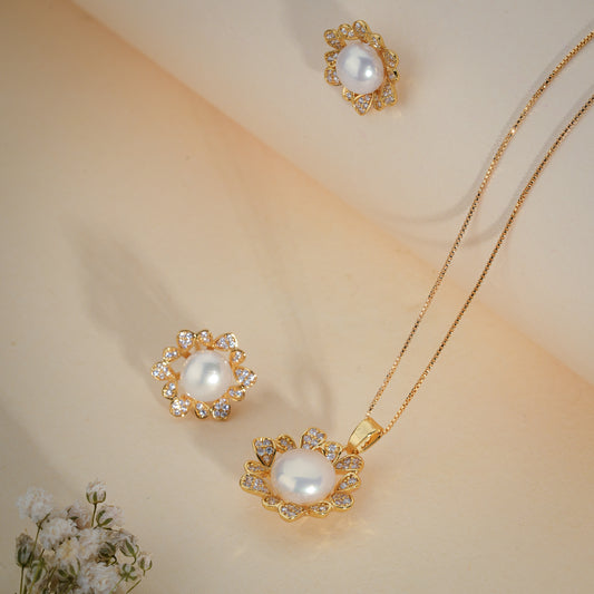 Elegant Pearl & CZ Flower Jewelry Set – Pendant with Chain & Stud Earrings