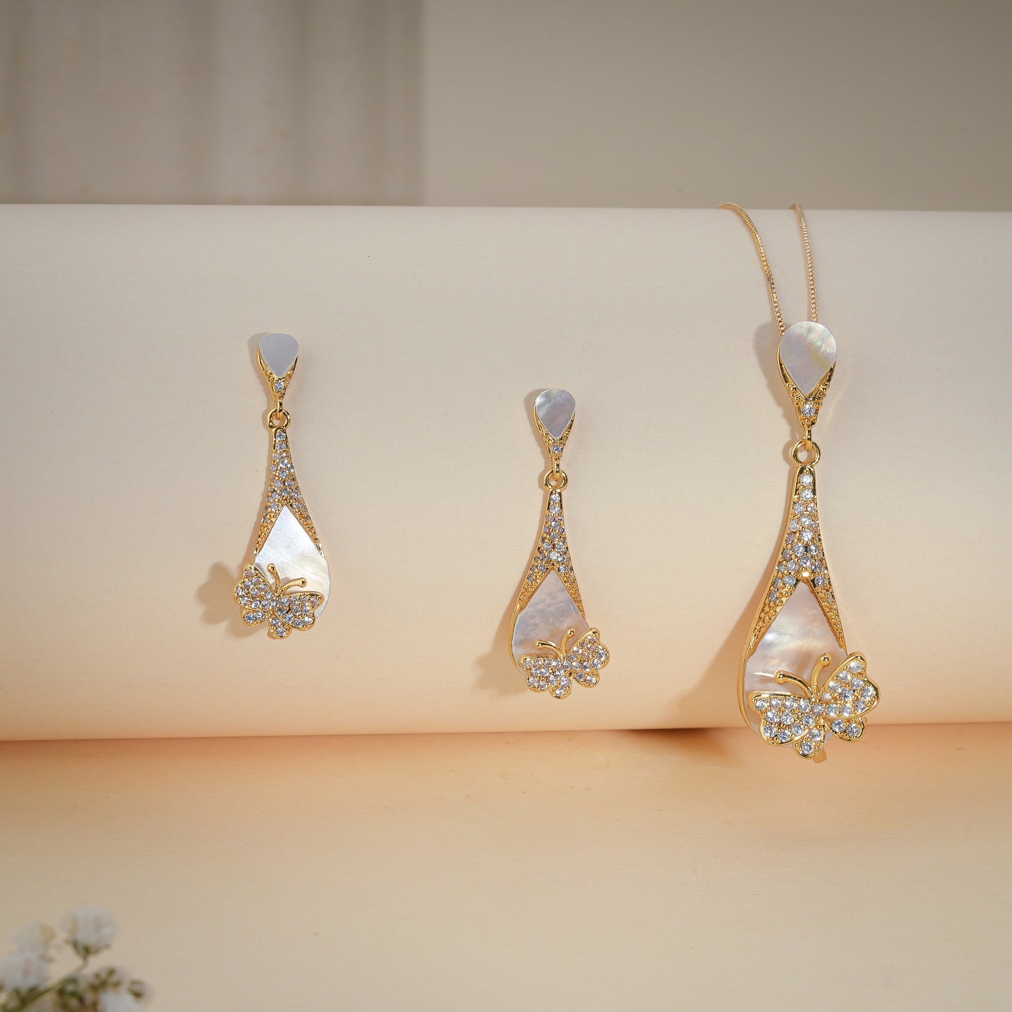 Elegant Butterfly Mother of Pearl Pendant Set with CZ – Gold Finish
