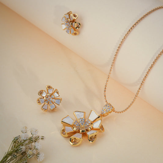 Luxury Floral Mother of Pearl Pendant Set with CZ – Gold Finish